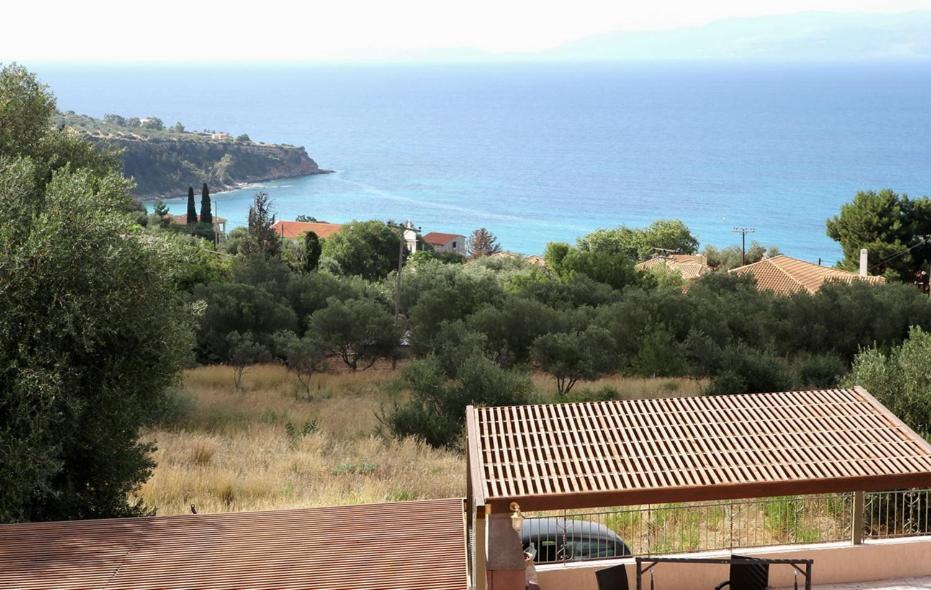 Provenzo And Meliti Villas Lourdata  Extérieur photo