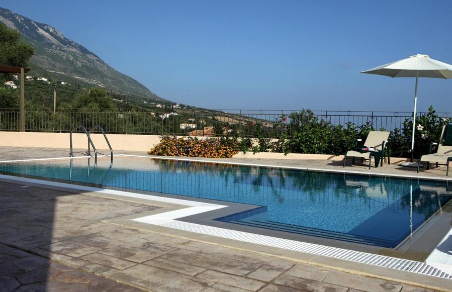 Provenzo And Meliti Villas Lourdata  Extérieur photo