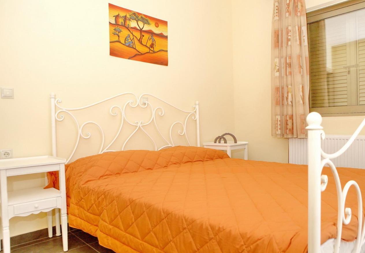 Provenzo And Meliti Villas Lourdata  Extérieur photo