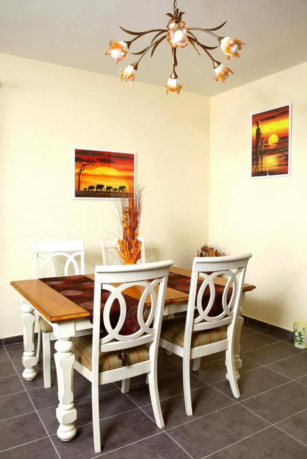 Provenzo And Meliti Villas Lourdata  Extérieur photo