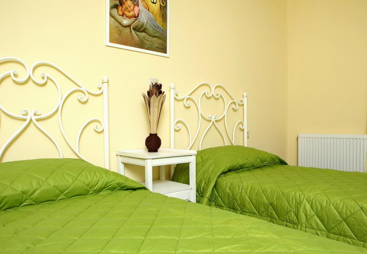 Provenzo And Meliti Villas Lourdata  Extérieur photo